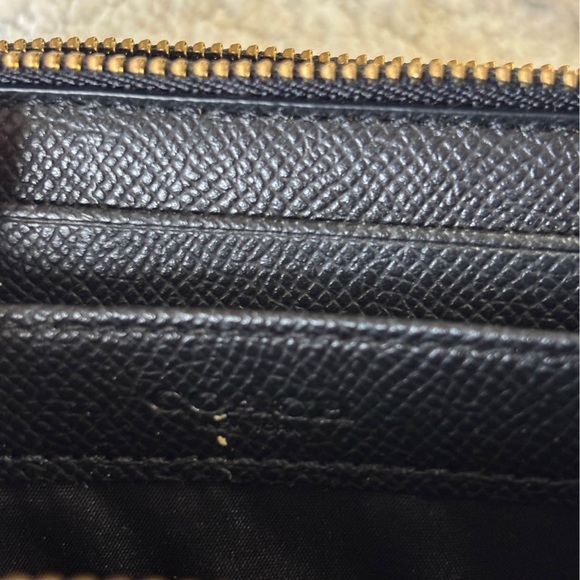 Coach Tan and Black Animal Print double wallet - Picture 6 of 6